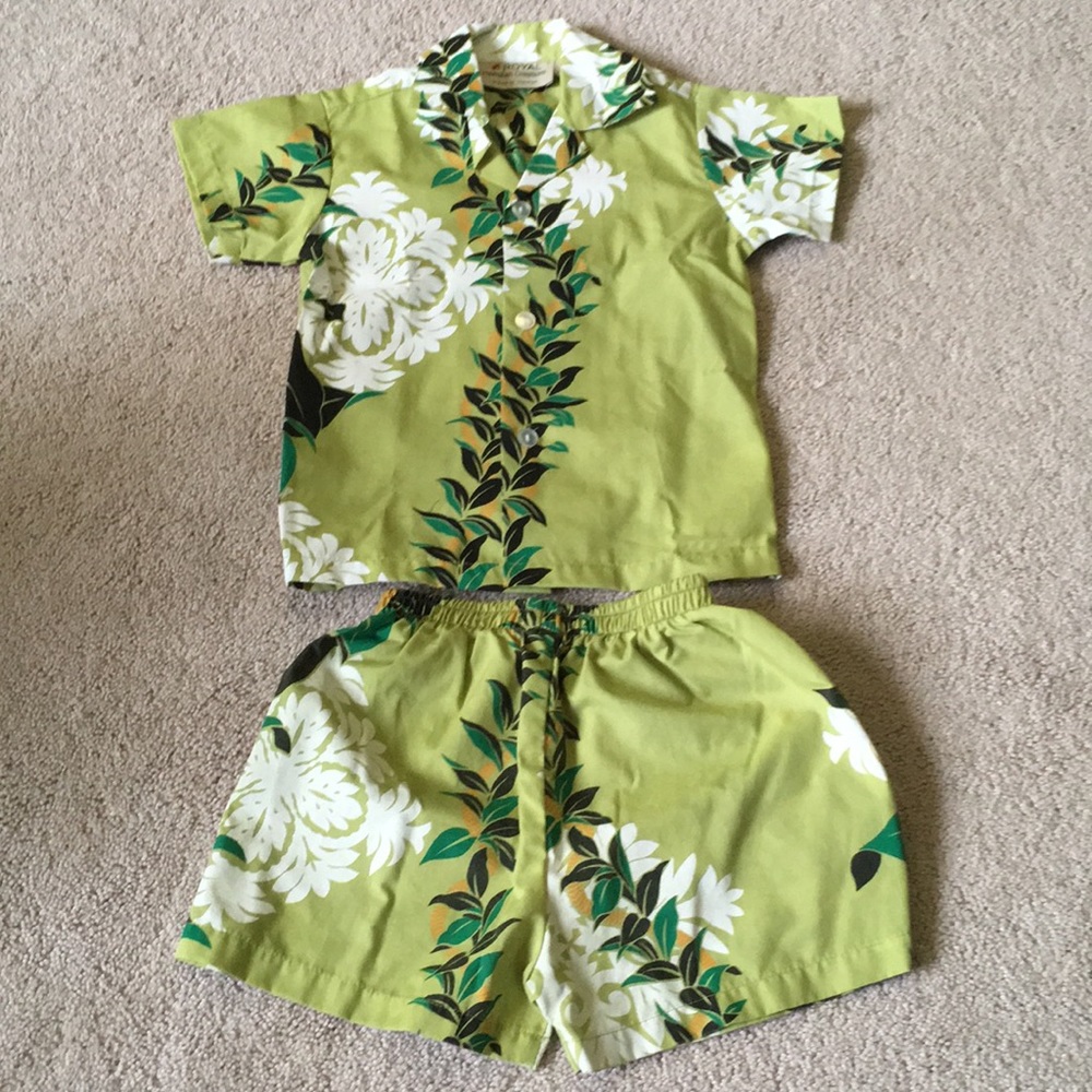 🐳5/$10 Royal Hawaii Creations boy T-shirt shorts
